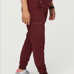 Medium Burgundy Figs Maternity Set